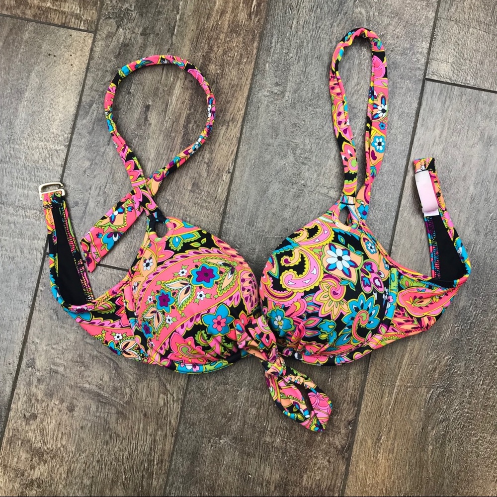 Victoria’s Secret bikini top